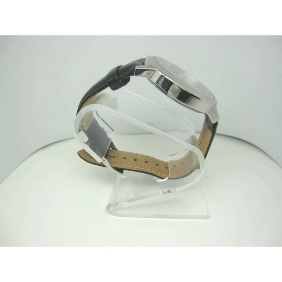 New W/O Tag Guess Stell 50m WR Analog Day/Date 47mm Dial Watch (C759) - Picture 6 of 11